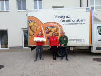 Kép szöveg